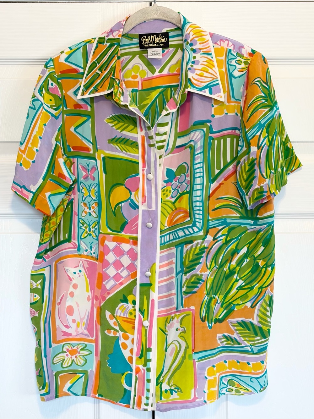 Vintage Bob Mackie Wearable Art 100% Silk Vibrant Short Sleeve Button Down Shirt
